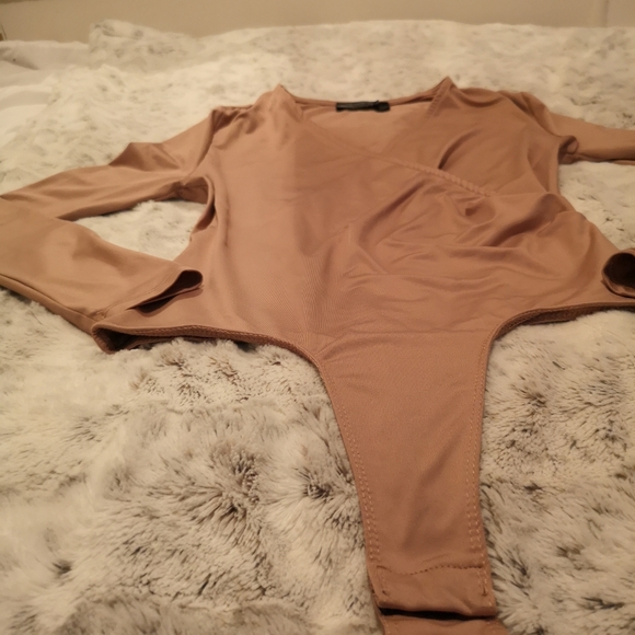 Basik Women's Body Suit - Picture 8 of 17